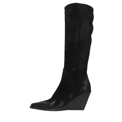 Elena Iachi With Heel In Black