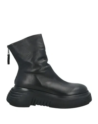 Elena Iachi Woman Ankle Boots Black Size 11 Leather