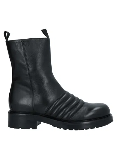 Elena Iachi Ankle Boots In Black