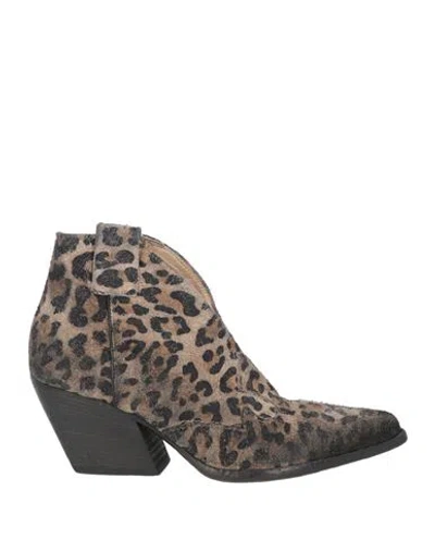 Elena Iachi Woman Ankle Boots Camel Size 6 Textile Fibers In Multi