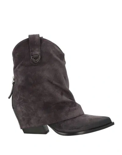 Elena Iachi Woman Ankle Boots Charcoal Size 11 Leather