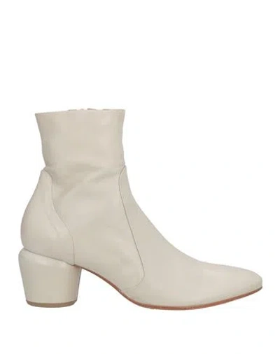 Elena Iachi Woman Ankle Boots Light Grey Size 8 Leather In Neutral