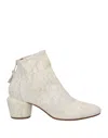 Elena Iachi Ankle Boots In White