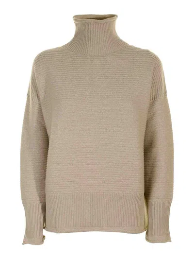 Eleventy Beige Wool Turtleneck