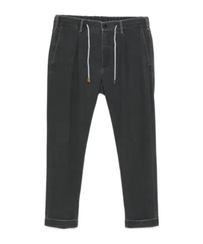 Eleventy Belt Loop Casual Pants In Black