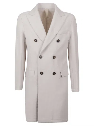 Eleventy Coat In White