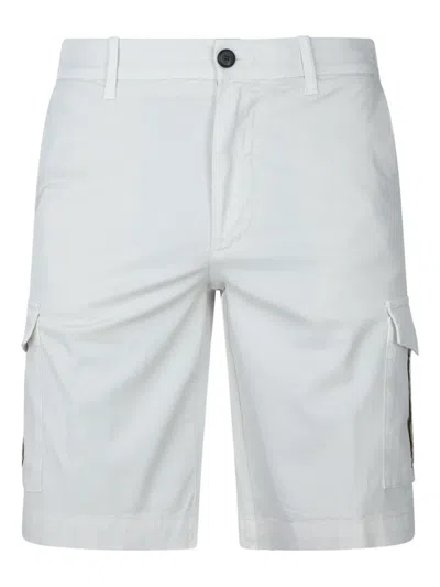 Eleventy Belt Loop Shorts In White