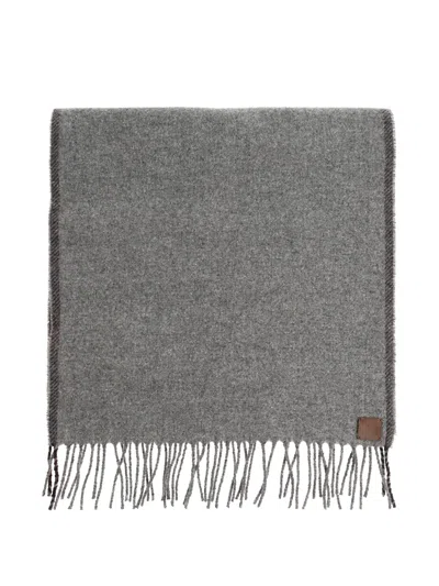 Eleventy Fringed Logo-patch Scarf In Gray
