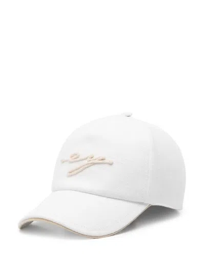 Eleventy Logo-embroidered Cap In Weiss