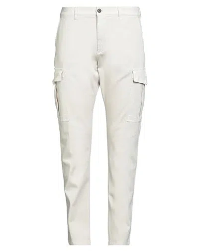 Eleventy Man Pants Ivory Size 32 Cotton, Elastane In Yellow