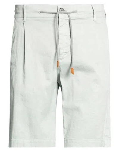 Eleventy Man Shorts & Bermuda Shorts Sage Green Size 32 Linen, Cotton, Elastane