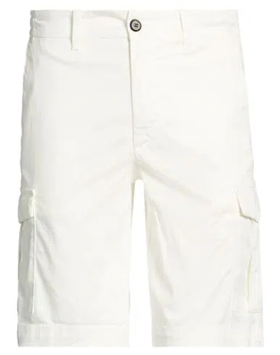 Eleventy Man Shorts & Bermuda Shorts White Size 30 Cotton, Elastane