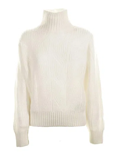 Eleventy Mohair And Silk Turtleneck In White