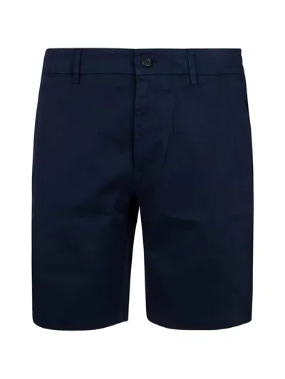 Eleventy Multiple-pocket Bermuda Shorts In Blue