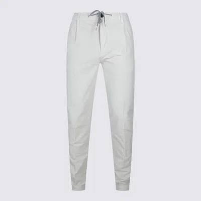 Eleventy Trousers With Elastic Waistband And Tapered Leg In White