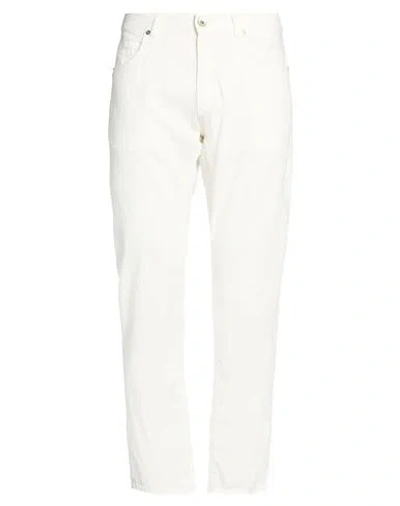 Eleventy Platinum Man Pants Ivory Size 34 Linen, Cotton, Elastane In White