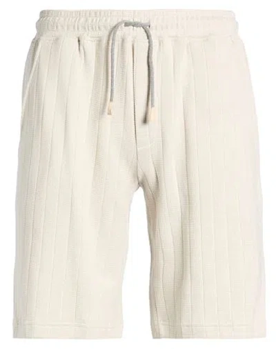 Eleventy Platinum Man Shorts & Bermuda Shorts Grey Size M Cotton In Black