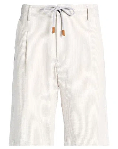 Eleventy Platinum Man Shorts & Bermuda Shorts Taupe Size 31 Cotton, Polyester In White
