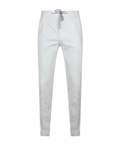 Eleventy Pleated Drawstring Trousers In White