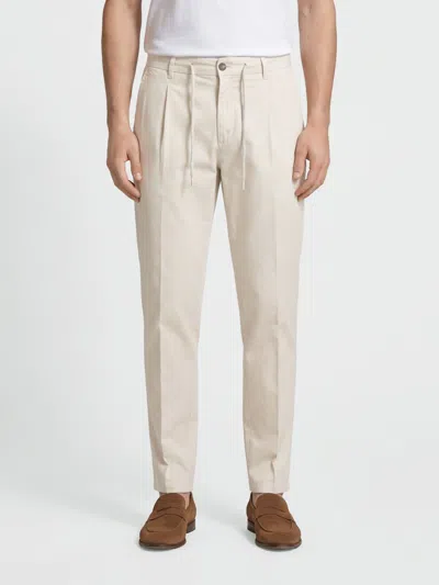 Eleventy Slim-fit Stretch-cotton Drawstring Trousers In Green