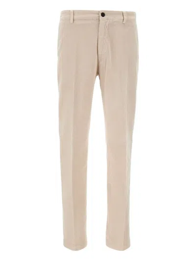 Eleventy Textured Welt-pockets Trousers In Neutral