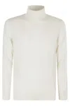 Eleventy Tipping Turtleneck Sweater In White