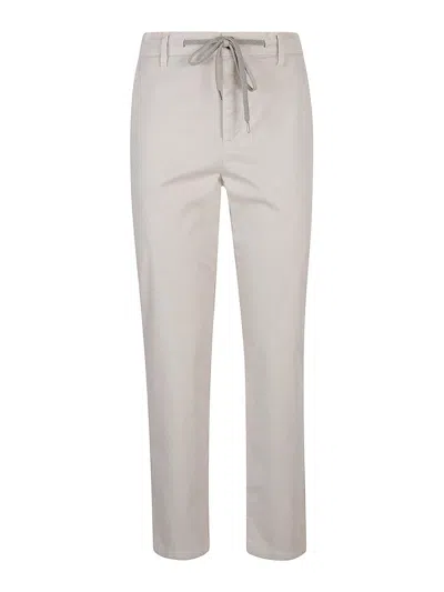 Eleventy Trousers In Beige