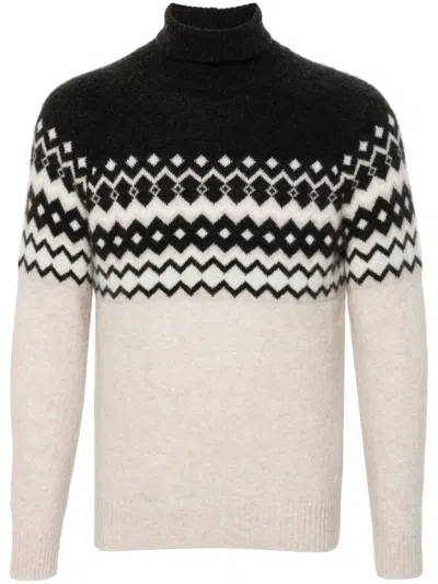 Eleventy Turtleneck Sweater In Neutrals