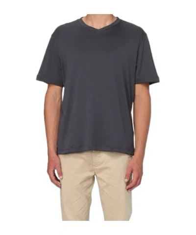 Eleventy V-neck T-shirt In Black
