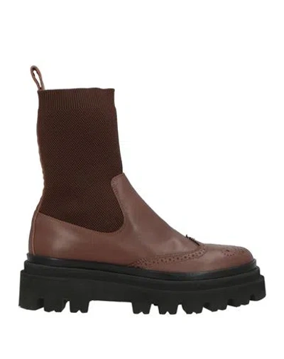 Eleventy Woman Ankle Boots Brown Size 7 Leather, Textile Fibers