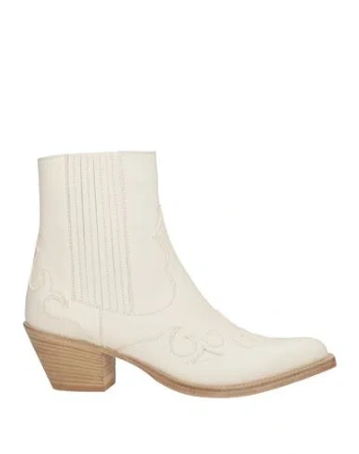 Eleventy Woman Ankle Boots Off White Size 9 Leather
