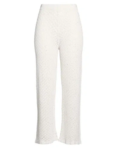 Eleventy Woman Pants Ivory Size M Cotton, Linen, Polyester In White