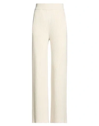 Eleventy Woman Pants Off White Size Xs Wool, Cashmere In Neutral