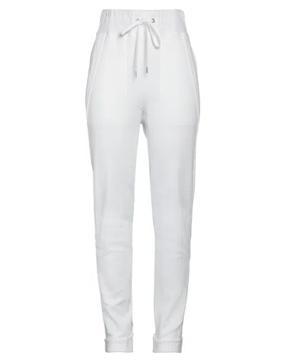 Eleventy Pants In White
