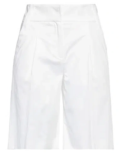 Eleventy Woman Shorts & Bermuda Shorts White Size 0 Cotton, Elastane