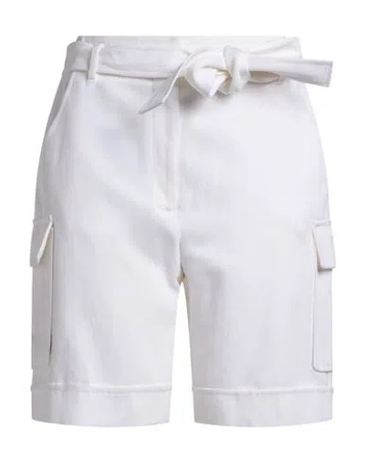 Eleventy Woman Shorts & Bermuda Shorts White Size 2 Cotton, Linen