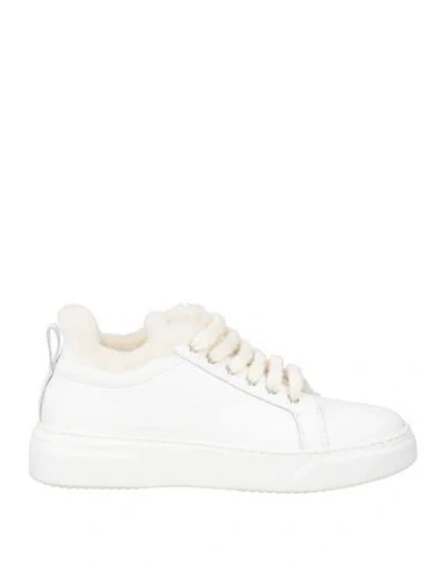 Eleventy Woman Sneakers White Size 6 Leather