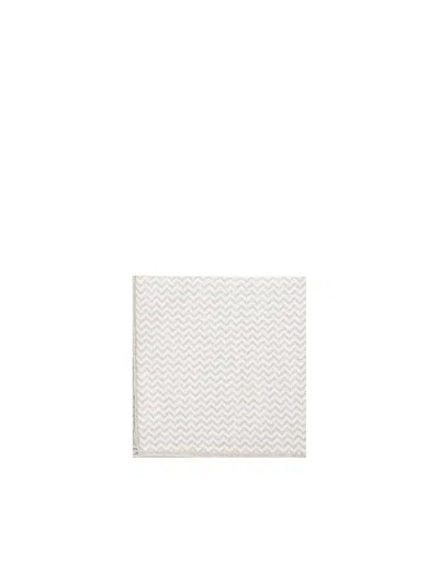 Eleventy Wool Zigzag Scarf In White Grey