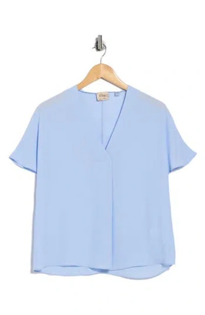 Elie Elie Tahari V-neck Short Sleeve Top In Blue