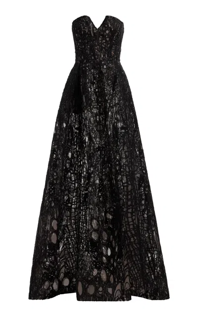 Elie Saab Moda Operandi In Black