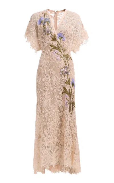 Elie Saab Moda Operandi In Pink