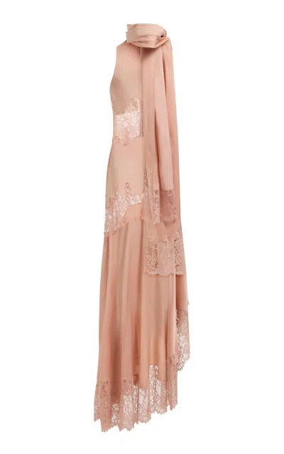 Elie Saab Moda Operandi In Pink