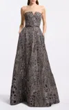 Elie Saab Moda Operandi In Gray