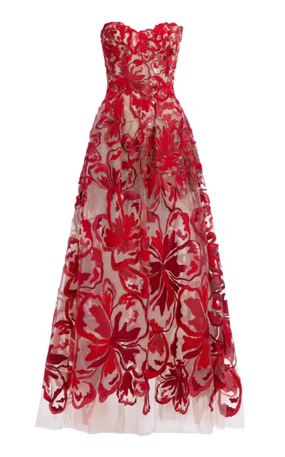 Elie Saab Moda Operandi In Red