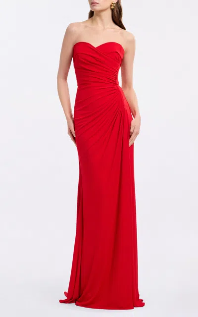 Elie Saab Moda Operandi In Red