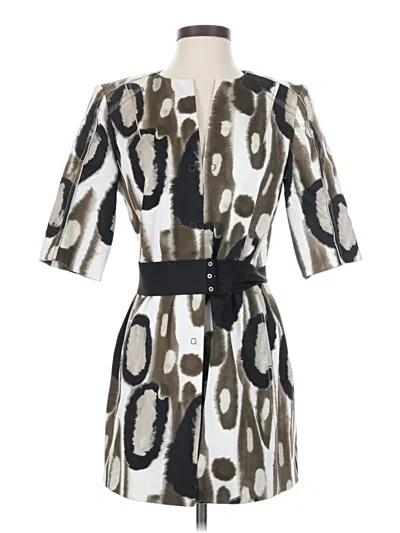 Pre-owned Elie Tahari Coat In Ivory