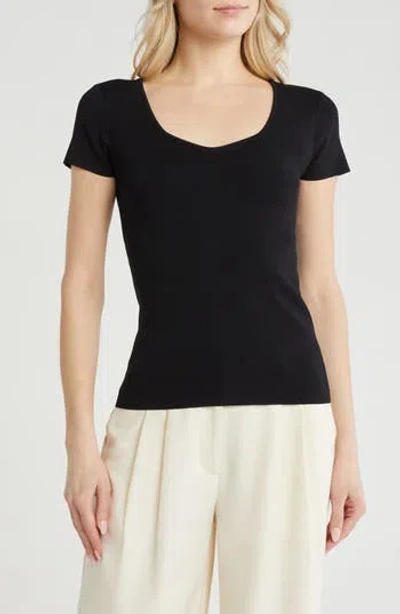 Elie Tahari Sweetheart Ribbed T-shirt In Black