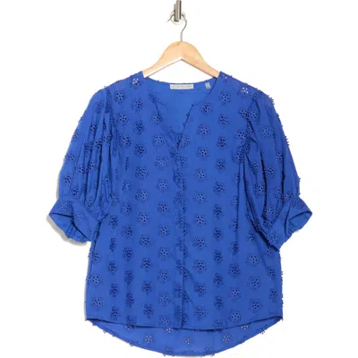 Elie Tahari The Marissa Eyelet Short Sleeve Button-up Top In Blue