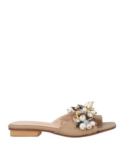 Elina Linardaki Woman Thong Sandal Taupe Size 6 Leather In Gray