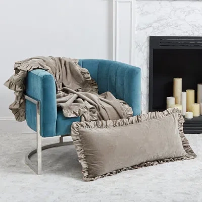 Elisabeth York Ishana Fawn Throw In Brown